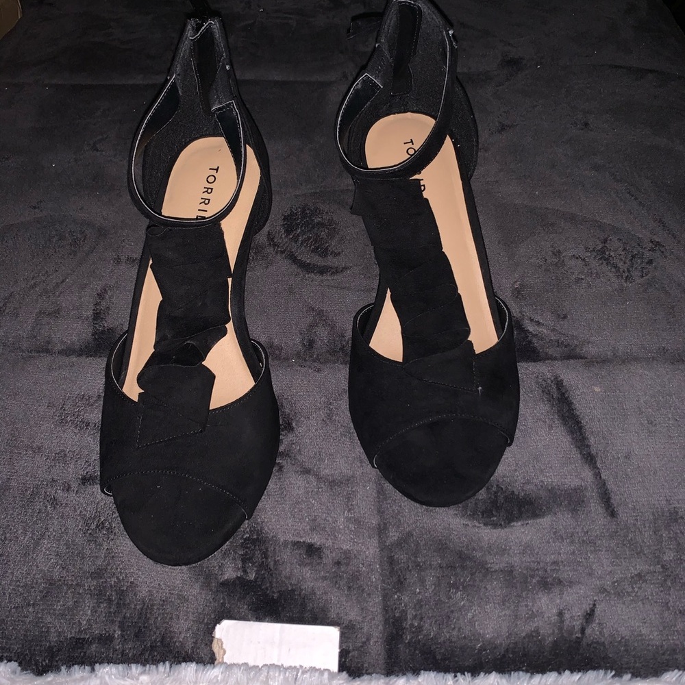 Torrid Black 3 inch heels with ruffles